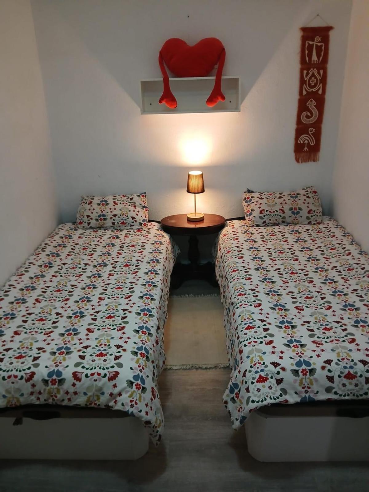 Piso Para 4 Con 2 Parking En Casco Historico De Zaragoza 2 Noches Minimo Εξωτερικό φωτογραφία
