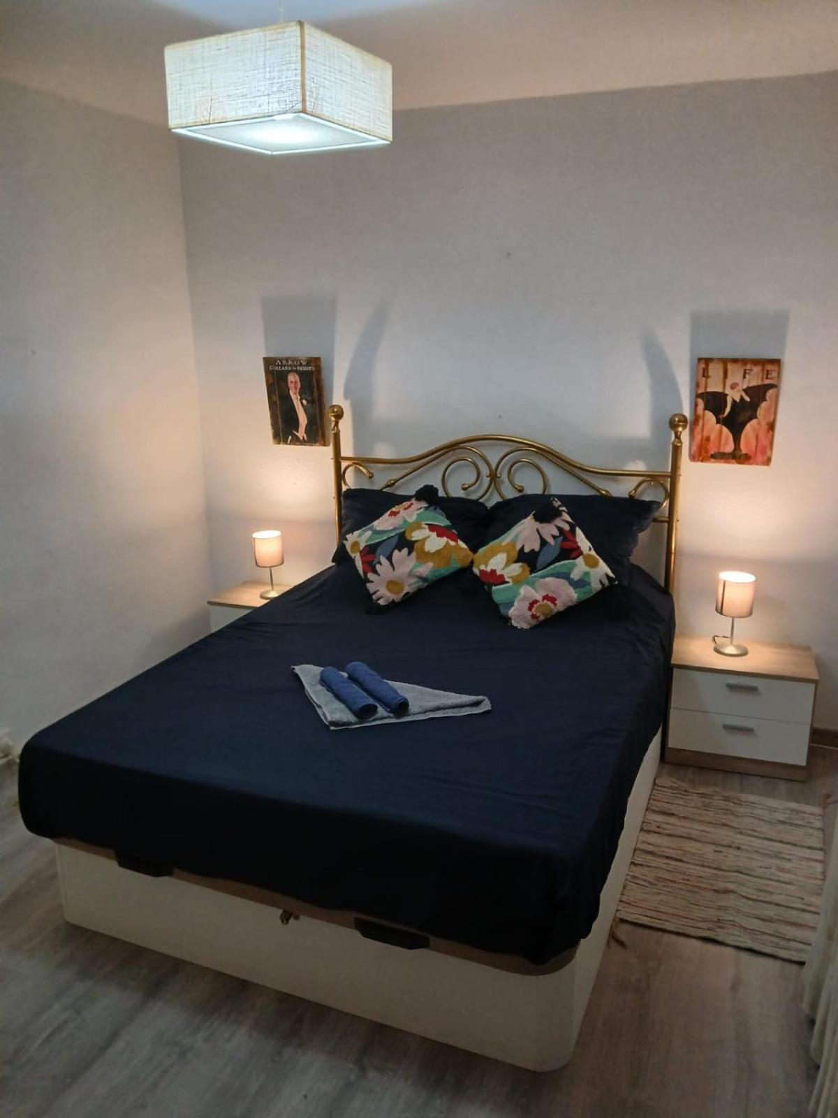 Piso Para 4 Con 2 Parking En Casco Historico De Zaragoza 2 Noches Minimo Εξωτερικό φωτογραφία
